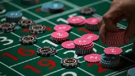 Langkah-langkah mendapatkan bonus mingguan sip69 ditampilkan di layar smartphone pengguna Indonesia
