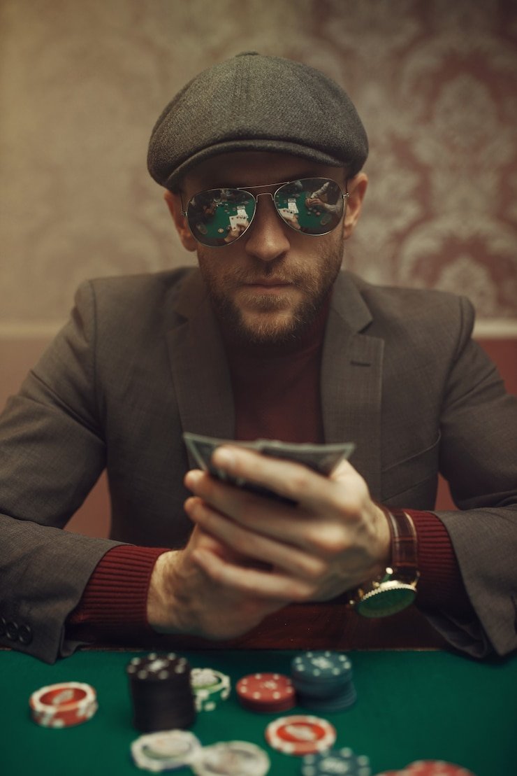 Pengguna Indonesia mengakses platform sip69 melalui smartphone Android